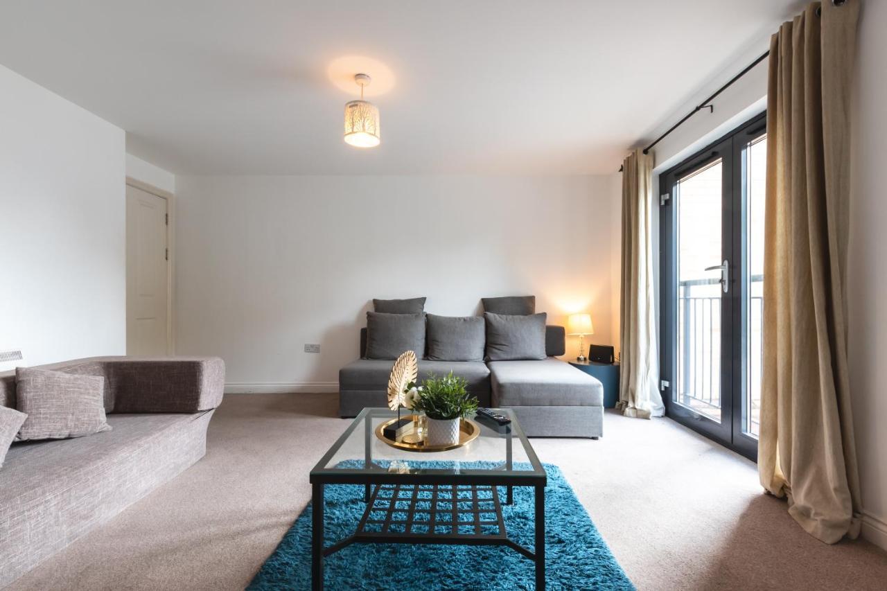 Best Price! Large Spacious 2 Bed Apartment - King Size Or Single Beds, Sofabeds, Smart Tvs, Free Parking Southampton Buitenkant foto