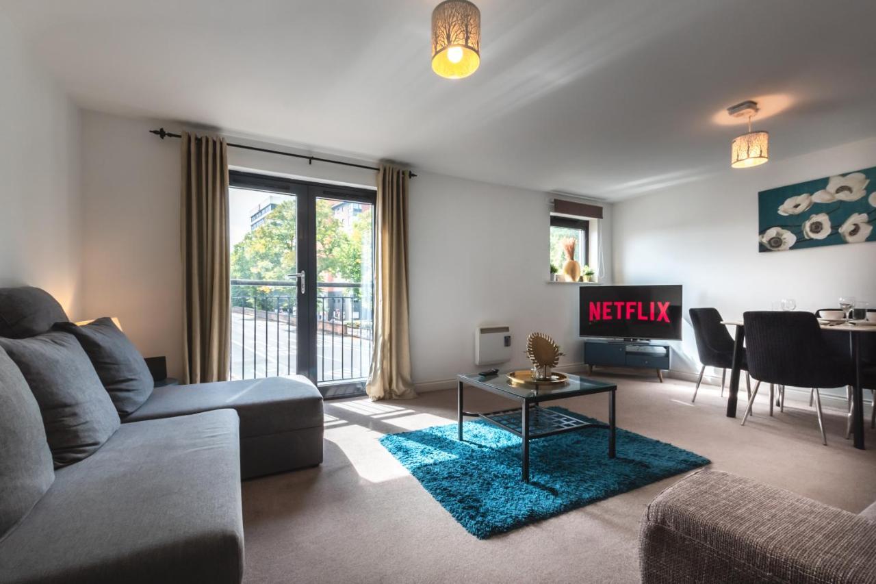 Best Price! Large Spacious 2 Bed Apartment - King Size Or Single Beds, Sofabeds, Smart Tvs, Free Parking Southampton Buitenkant foto